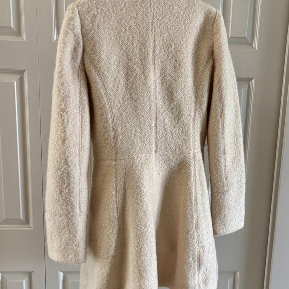 Elegant GUESS Wool-Blend Fit & Flare Coat - Size Small - Picture 8 of 10